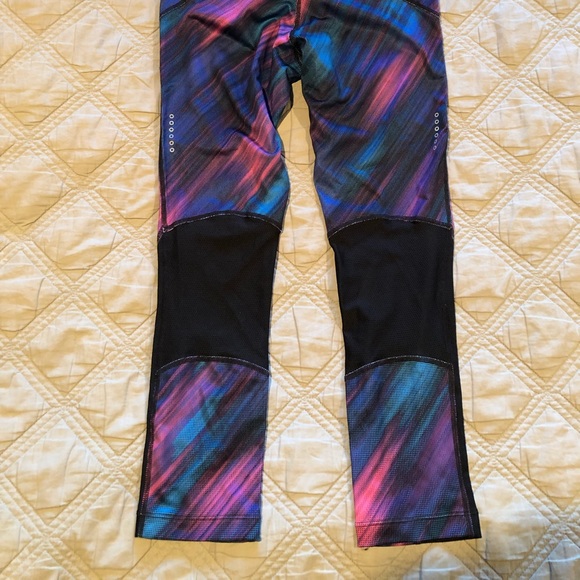 New Nike Running Dri-Fit Crop Sz. XS - Picture 2 of 4